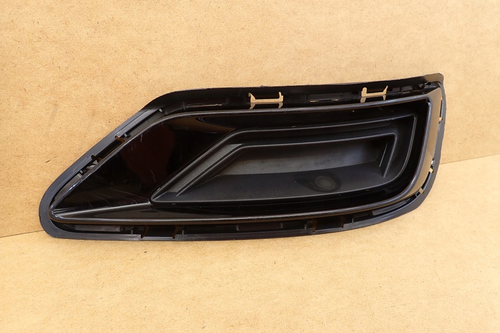 фото №10, Решітка заглушка бампера ліва задня задня audi q8 s line 4m8 4m8807319a