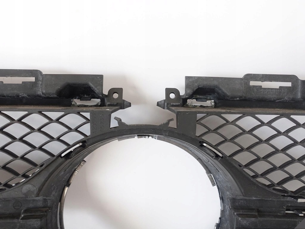 фото №9, Mercedes c-klasa w205 amg c63 решётка радиатора перед