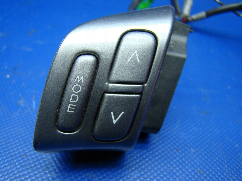 фото №3, Переключатель радио руля forester ii 06r lift