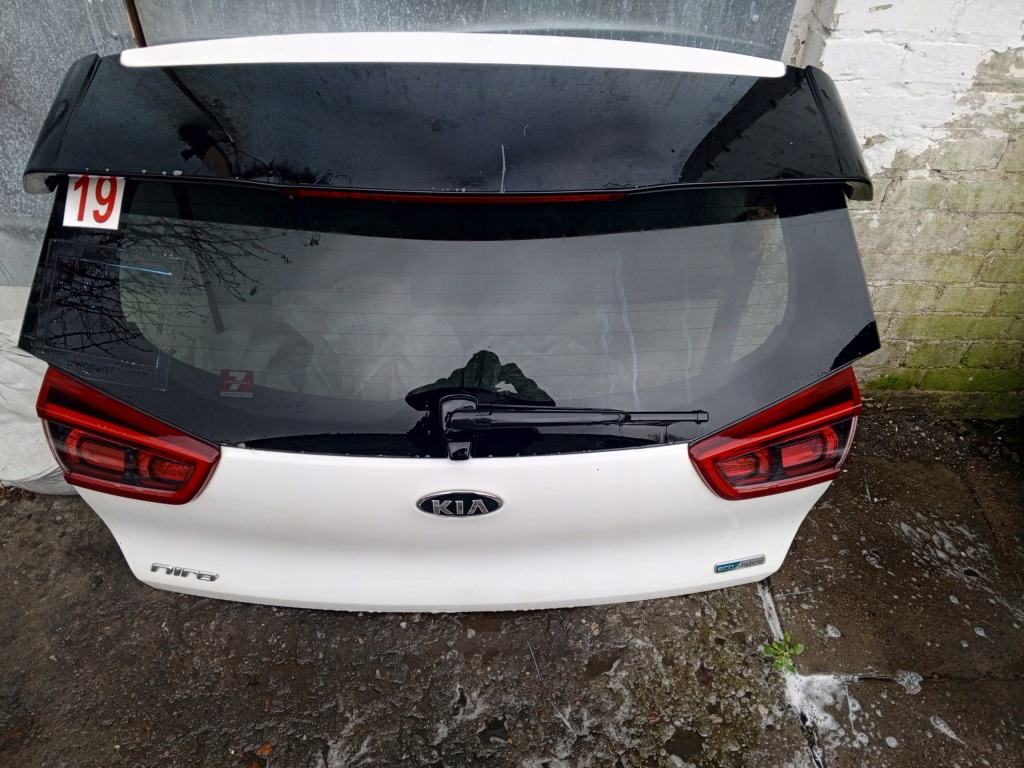 фото №1, Kia niro крышка багажника задняя багажника с камера комплектная оригинал 16-22