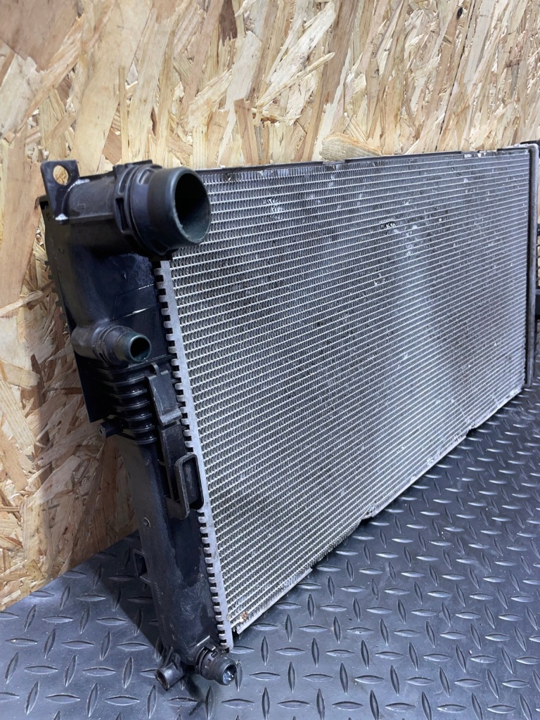 Радиатор воды bmw f20 f30 f31 f32 f36 335 n57 7600518 Киев