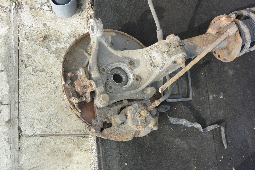 фото №16, Поворотний кулак амортизатор права ліва vw passat cc lift