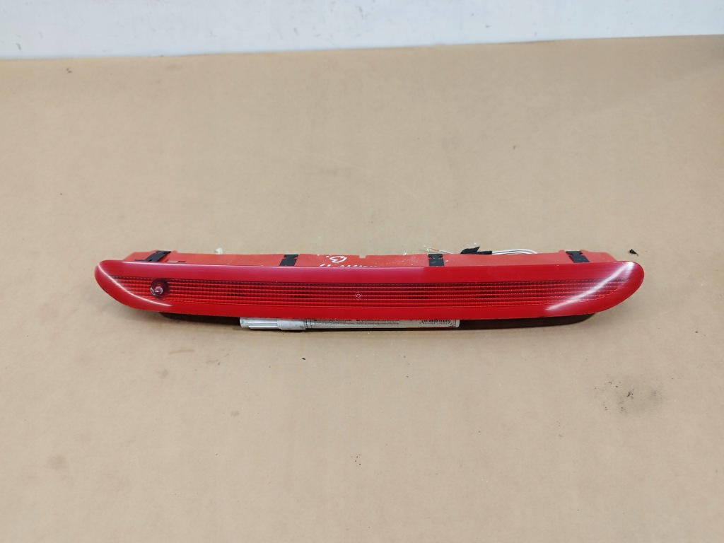 Купити Фара третє ліхтар стоп кришки багажника vw touran 1 рестайлінг  2 2010-2015