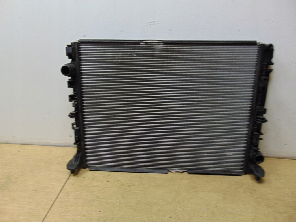 фото №1, Радіатор wody mercedes gt 63 amg a0995000501