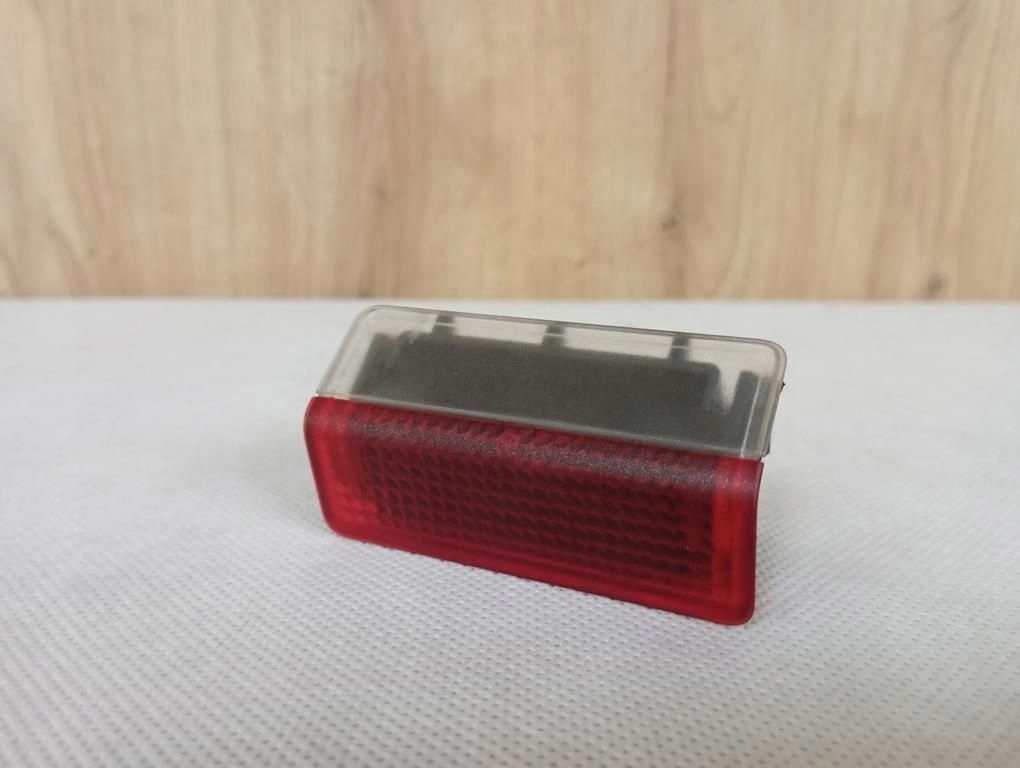 фото №1, Mercedes b-klasa w245 lift лампа освітлення оббивка обшивка двері