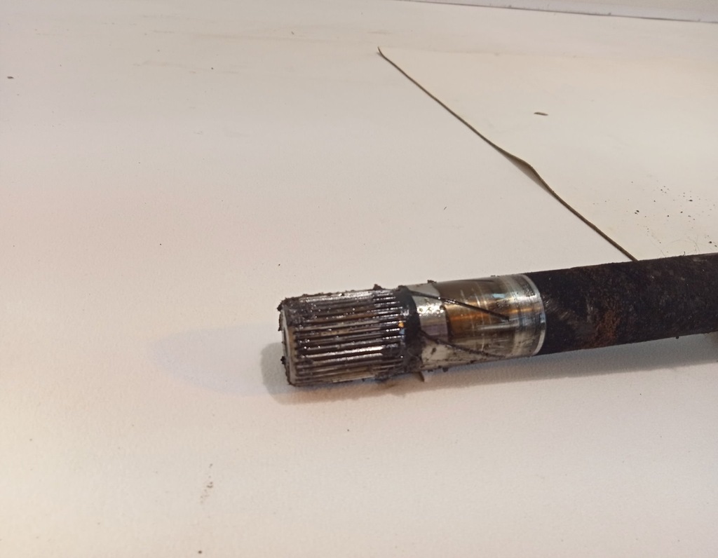 фото №3, Półośka привідний вал права renault master ii 2.2 dci