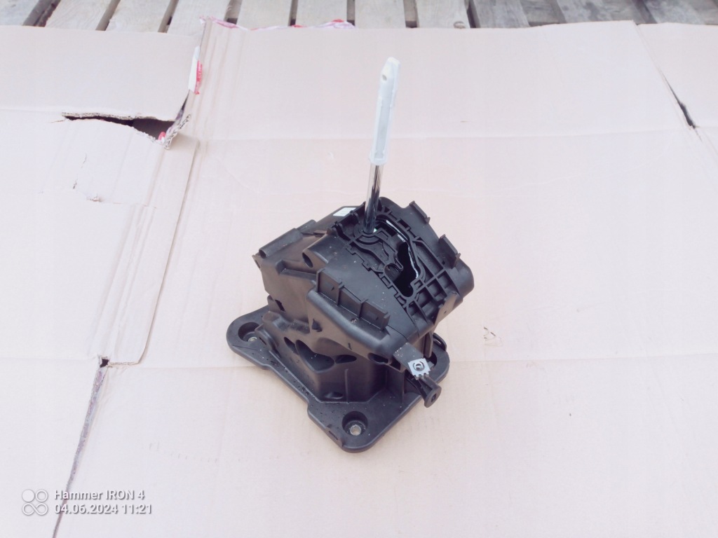 фото №1, Домкрат перемикання передач, важіль citroen ds4, ds4 crossback автоматична коробка передач 16r