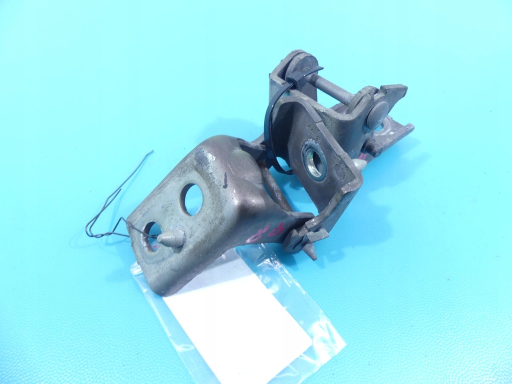 фото №1, Петля петли дверь перед правый peugeot 301