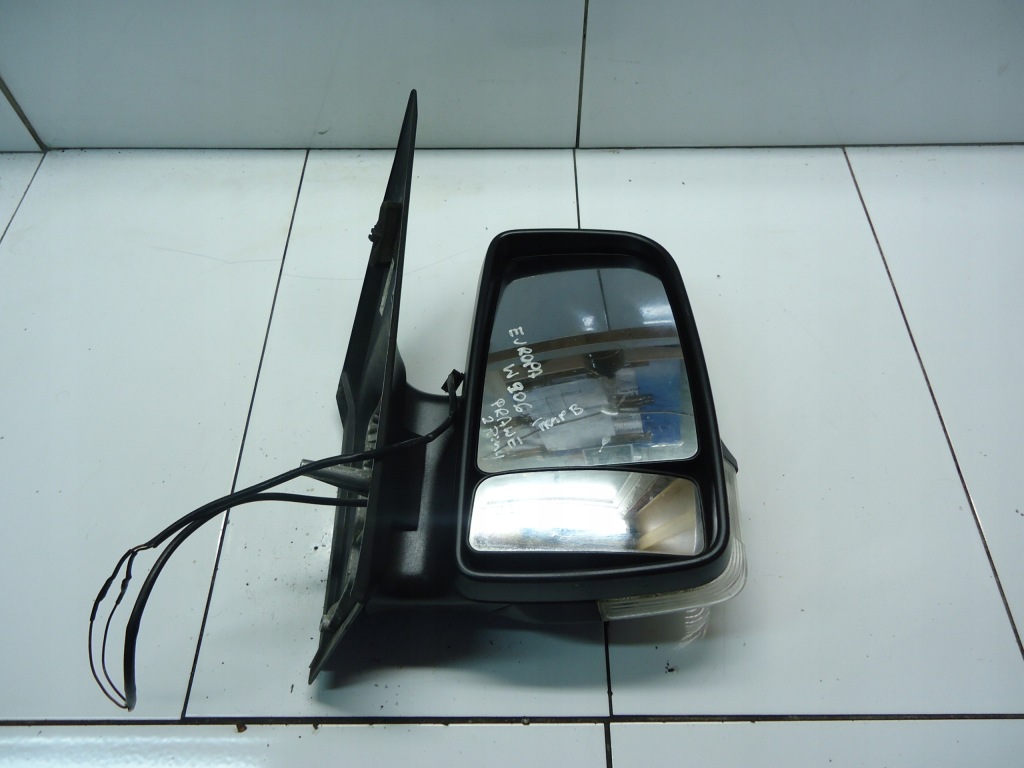 Купить Mercedes sprinter w906 зеркало правое  a9068102093 2 pin