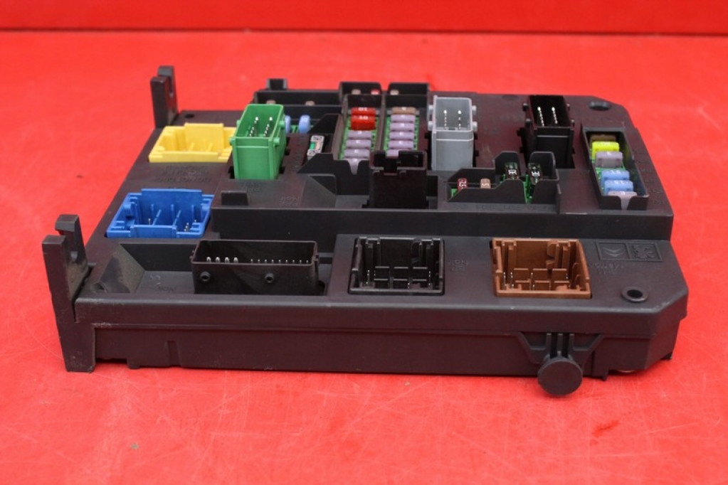 фото №14, Коробка предохранителей bsi 9665547580 peugeot 508 1 i 2.0 hdi 163 km 10-14