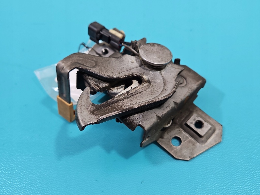 фото №1, Замок капот засов volvo v50 c30 s40 ii