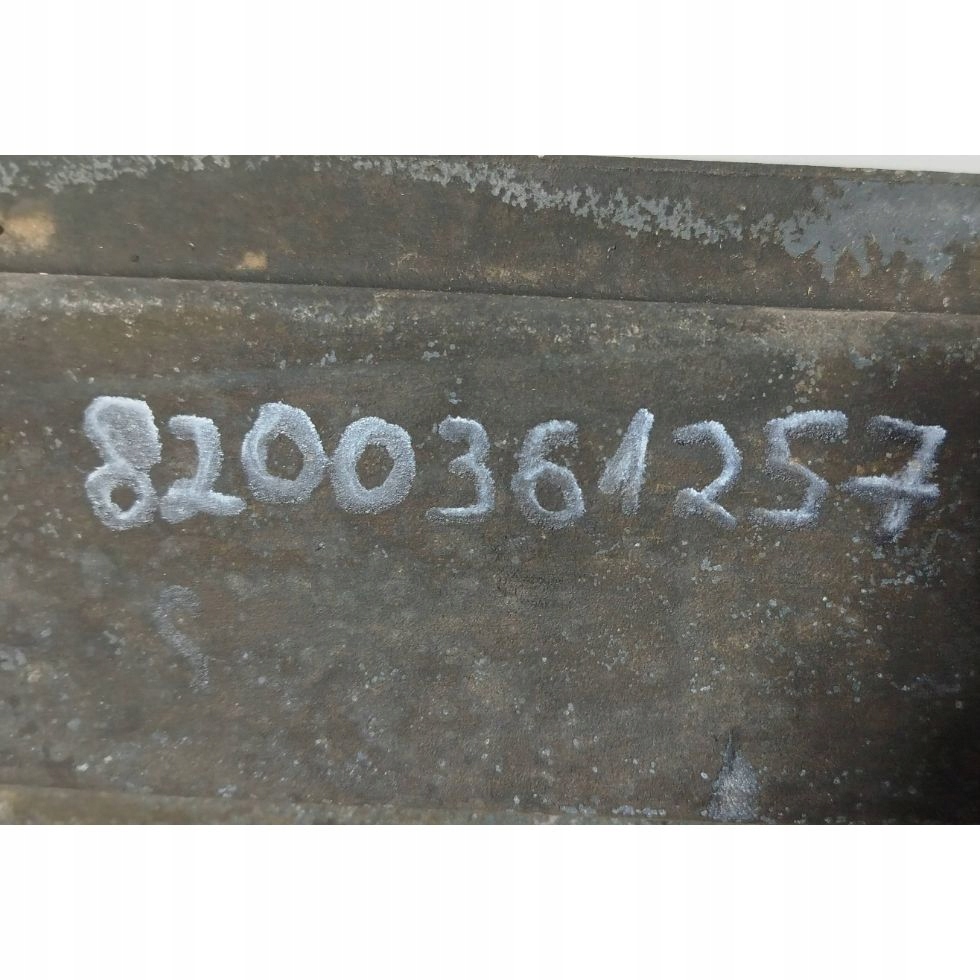 Кронштейн радіатора перед renault scenic 2 - grand scenic 2 8200361257 Недорого