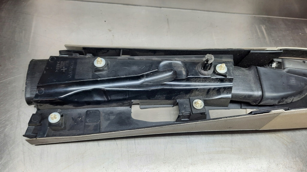 фото №6, Захист стійка b права volvo s60 v70 ii xc70 1882 9158449