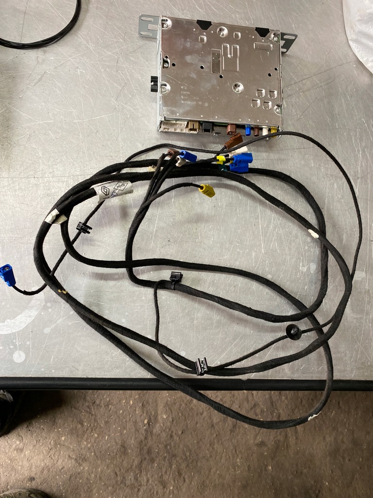 фото №1, Радио навигация renault clio v 259159380r