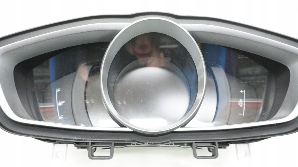 фото №2, Volvo v40 ii счетчик 31473473 дисплей 2.0 d2 приборы