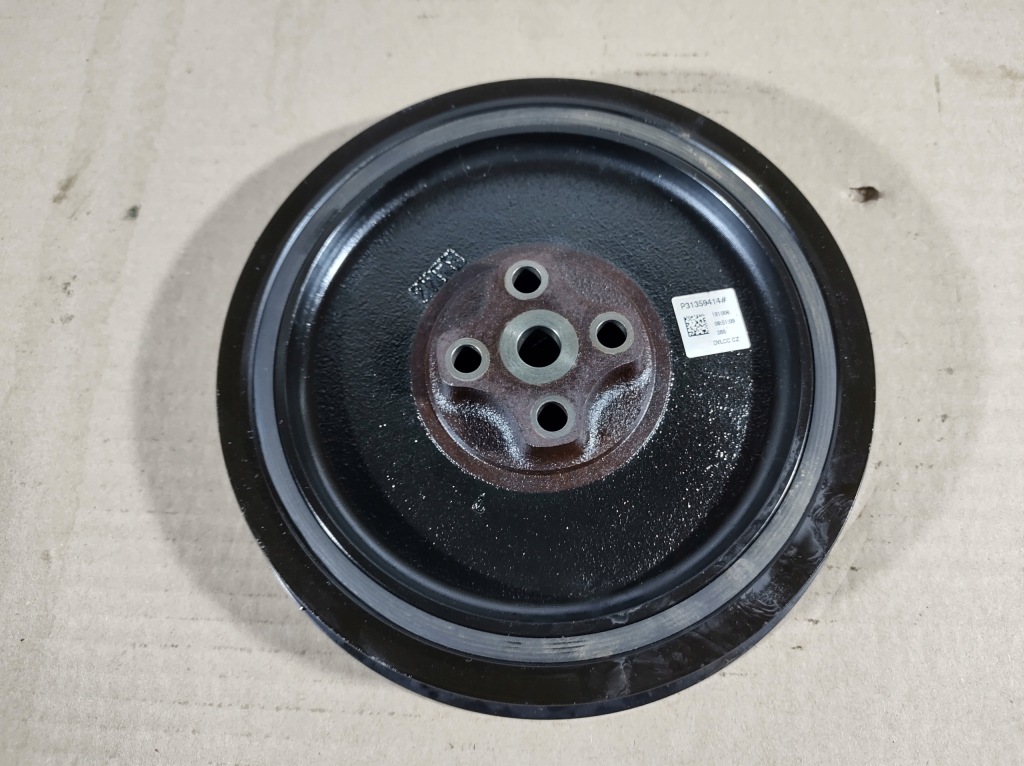 Volvo v40 1.5 t3 12r- шкив коленчатого вала 31359414 Киев