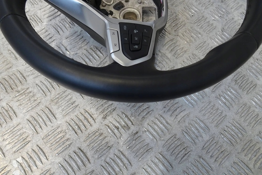 фото №7, Vw taigo r-line - воздуховод