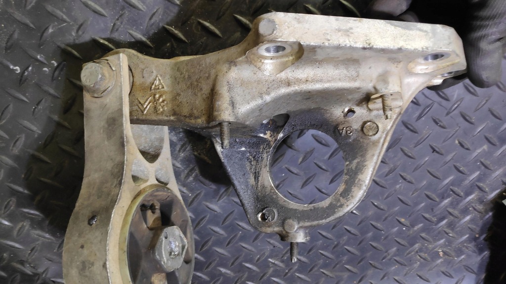 фото №5, Опора полуось подушка 2.0 hdi 308 t9 9810139080