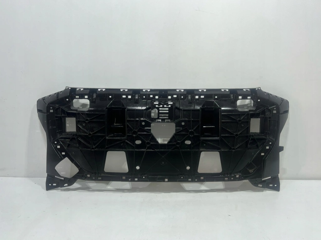 фото №1, Q4 e tron 89a підсилювач перед решітка радіатора решітка радіатора