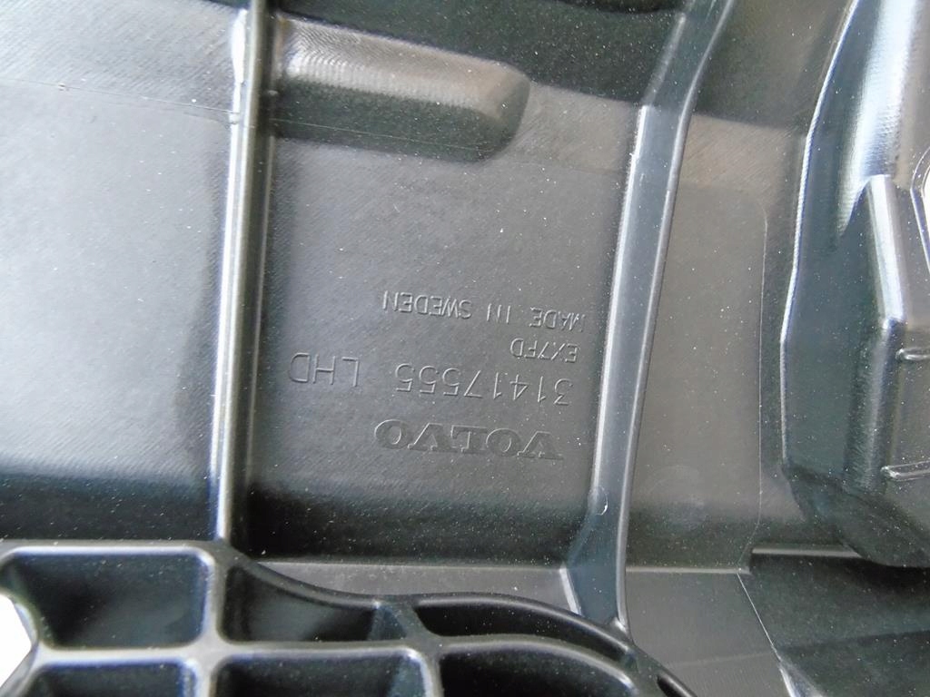 фото №13, Консоль панель приладів приладова volvo xc60 ii 19-21