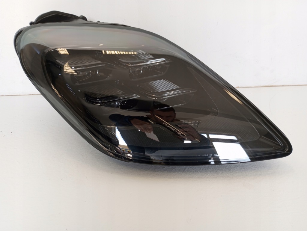 фото №1, Лампа matrix porsche panamera 976976941016cf права