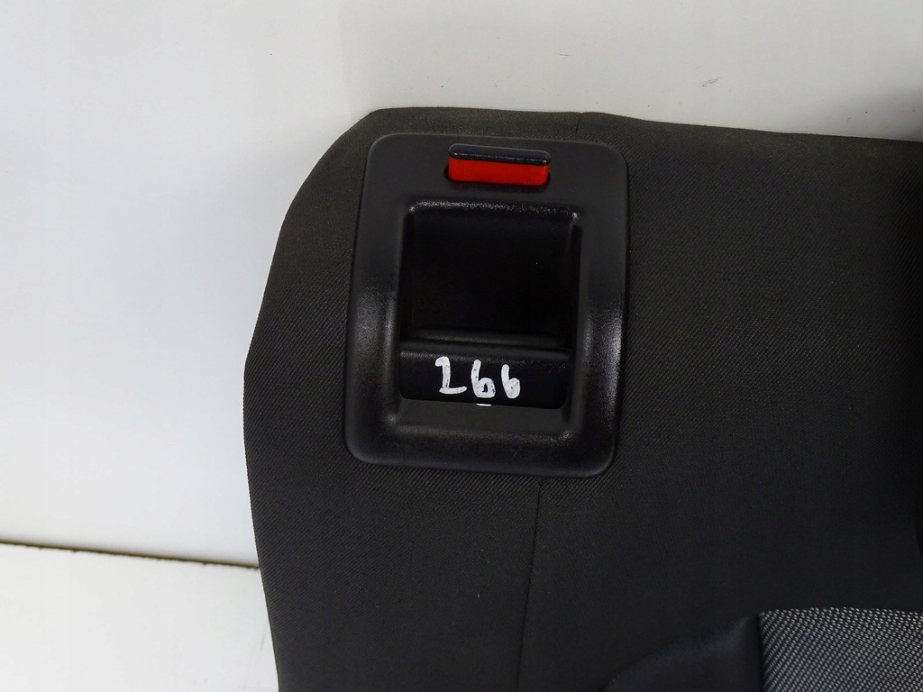 фото №5, Kpl сидіння спинка заднє сидіння задня audi a1 8x 3d