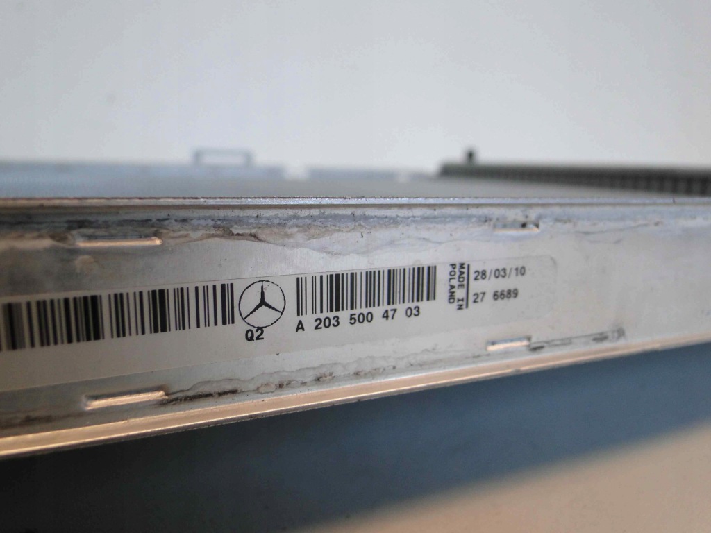 Mercedes c 203 sport купе рестайлинг  радиатор воды Доставка