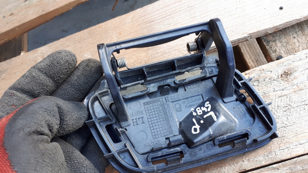 фото №10, Заглушка розпилювача audi a4 b8 s-line 8k0955275h