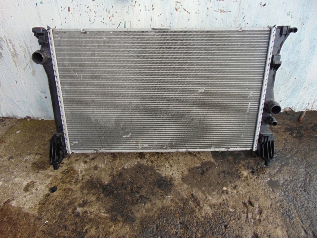 Радиатор воды mercedes vito w447 a4475010001 Киев