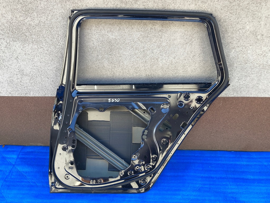 фото №8, Дверь правое задние bmw 5 g31