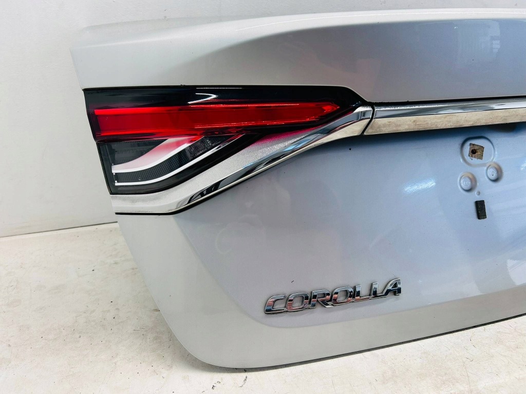фото №7, Corolla e21 sedan крышка багажника крышка багажника задняя full led 1f7