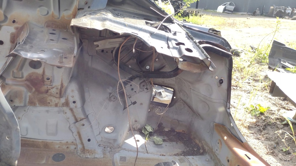 фото №10, Mazda 3 sedan чверть права задня блок двигуна поріг