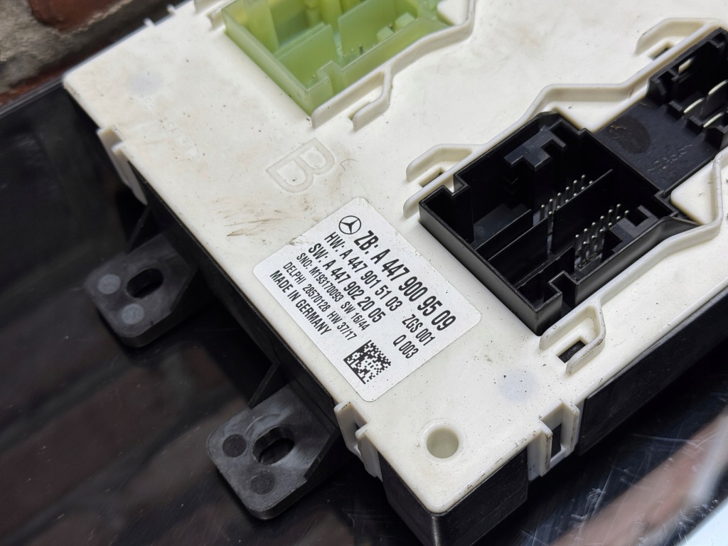 фото №3, Mercedes w447 модуль блок управления sam a4479009509