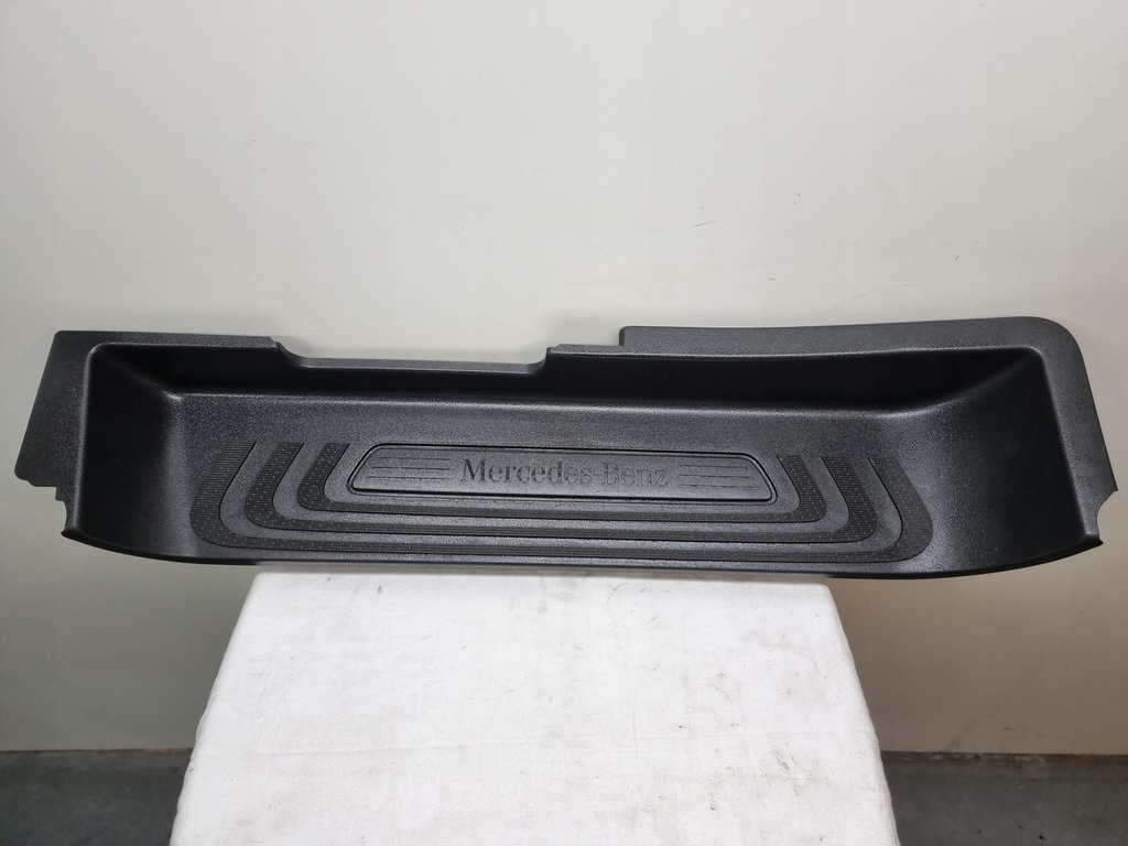 фото №1, Mercedes w447 поріг підніжка правий перед