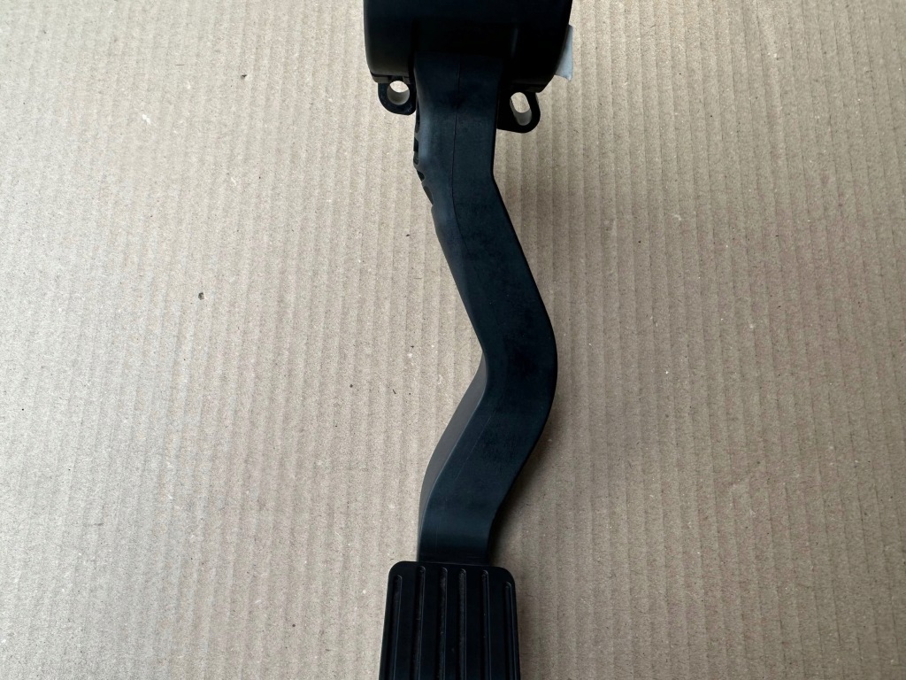 Peugeot 207 рестайлінг  1.4 8v педаль газу європа 9671433680 Зі Шроту