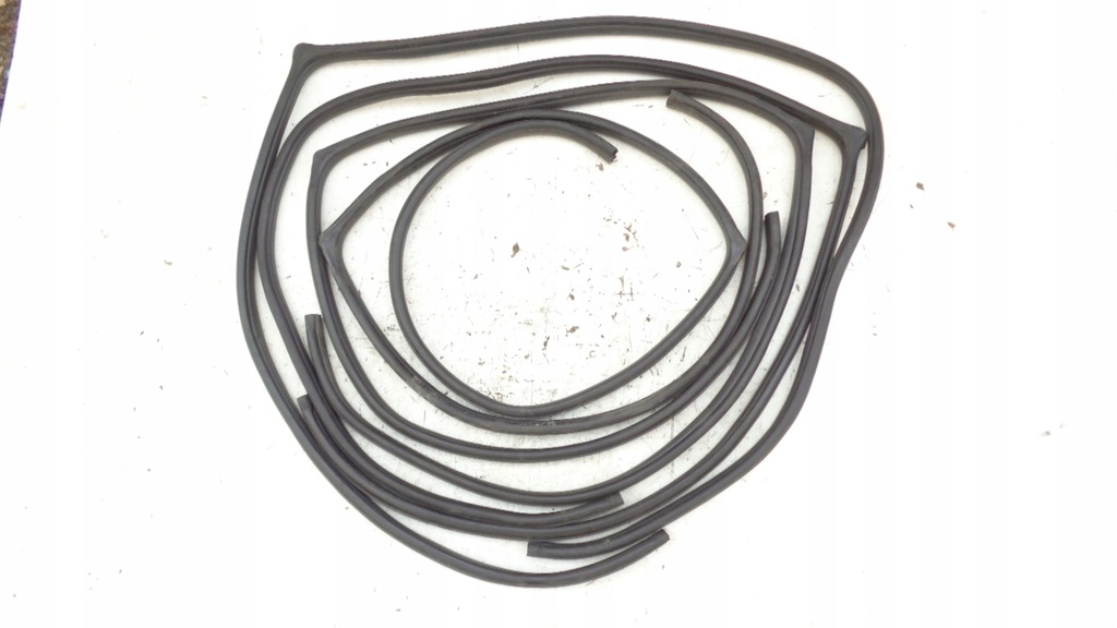 фото №2, Уплотнители дверь комплект 4szt kaoseri mazda premacy