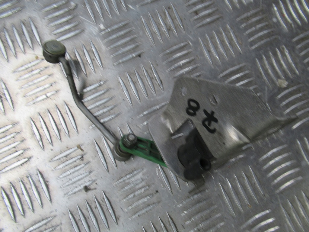 фото №1, Audi r8 5.2 датчик ксенон правый перед 8k0907503