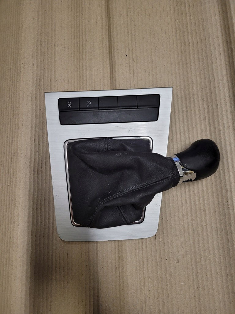 фото №1, Skoda octavia iii lift рамка переключения передач