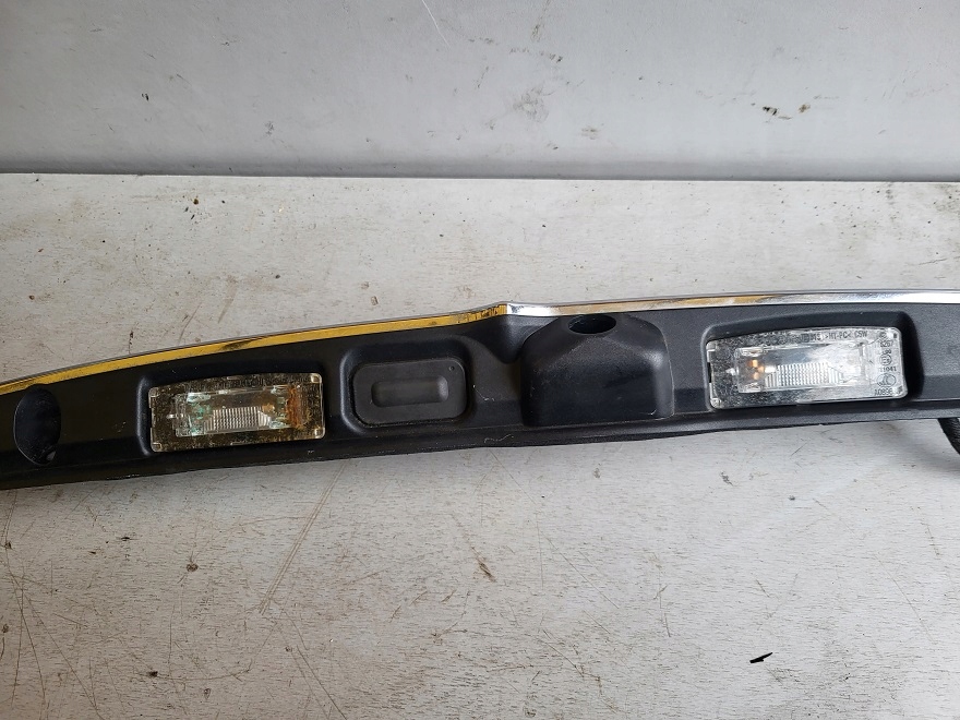 фото №10, Maserati ghibli накладка задний крышки багажника задняя задняя ручка 670071822