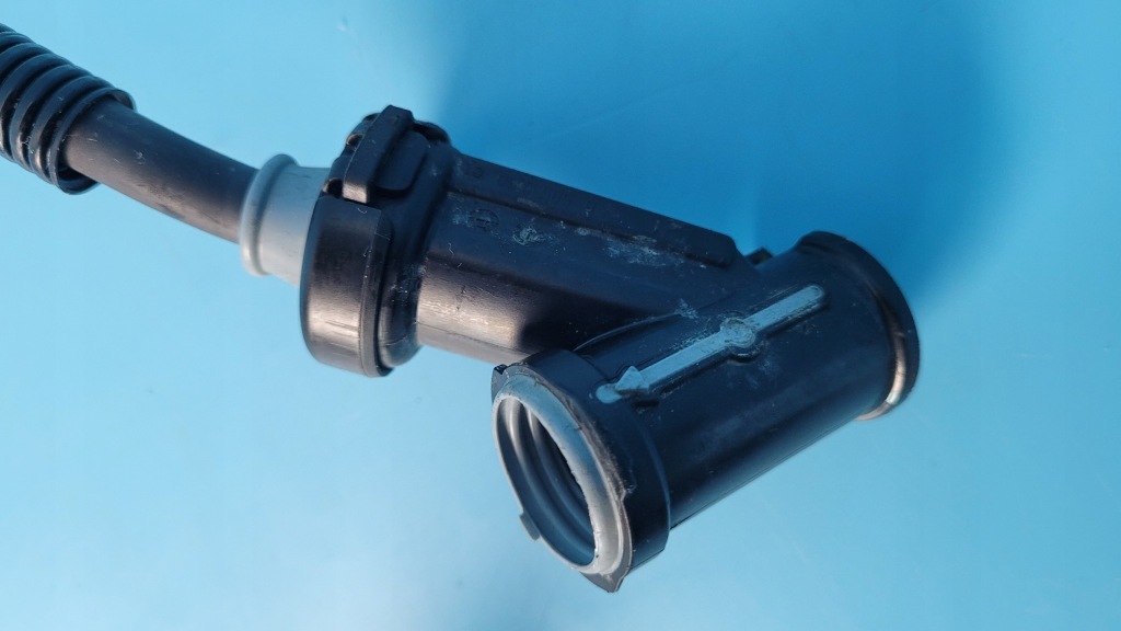 фото №7, Bmw 2' f44 gran coupe 22r шланг генератора клемма 8654632