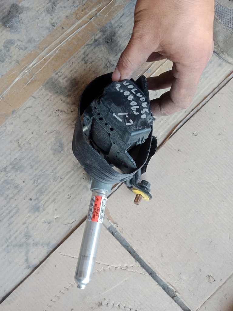 фото №1, Pas безпеки лівий задня volvo v50