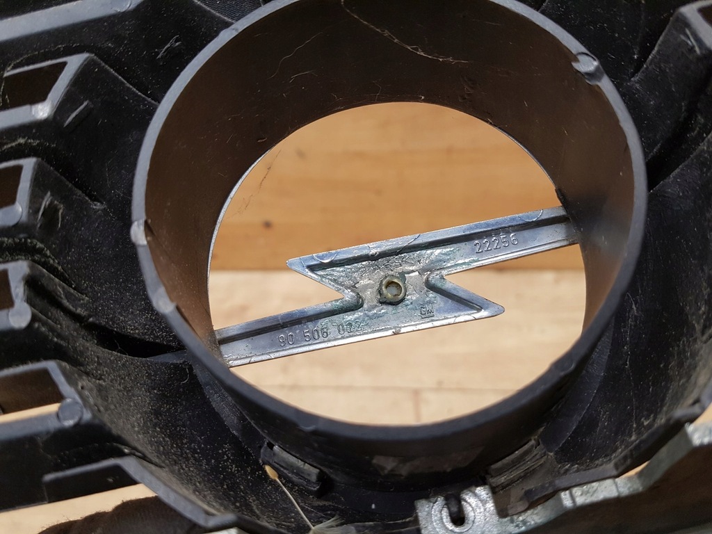 фото №3, Решітка радіатора решітка радіатора радіатора перед opel vectra b