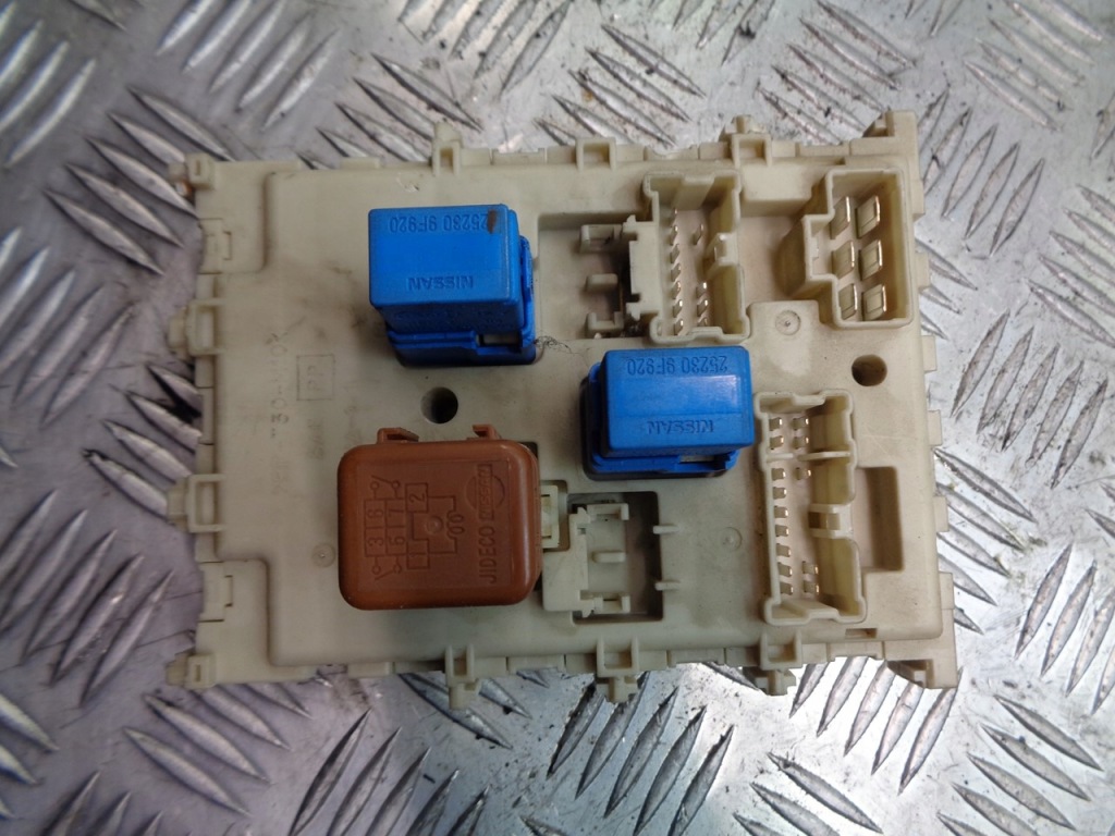 фото №1, Коробка предохранителей nissan primera p12 24350av700