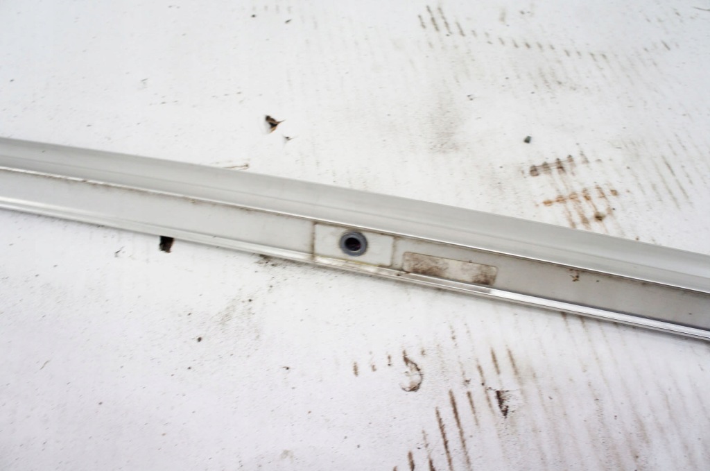 Tw134 opel insignia b ^ рейлинг крыша крышный правый  универсал в Украине