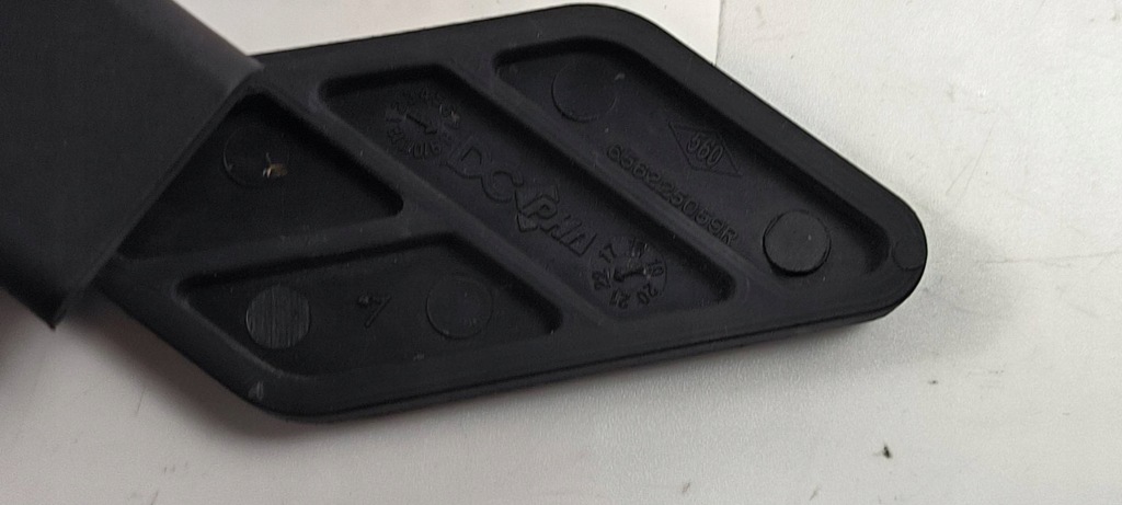 Ручка открывания капот renault trafic 3 рестайлинг в Украине