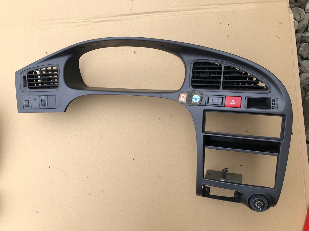 фото №1, Панель рамка корпус консоли hyundai elantra 01-03