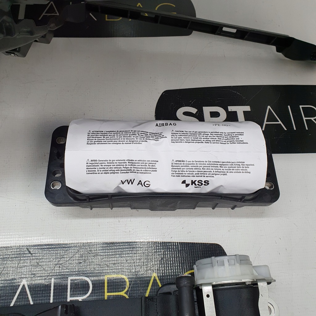 фото №8, Scala kamiq приборная панель консоль подушки безопасности ремни подушка безопасности