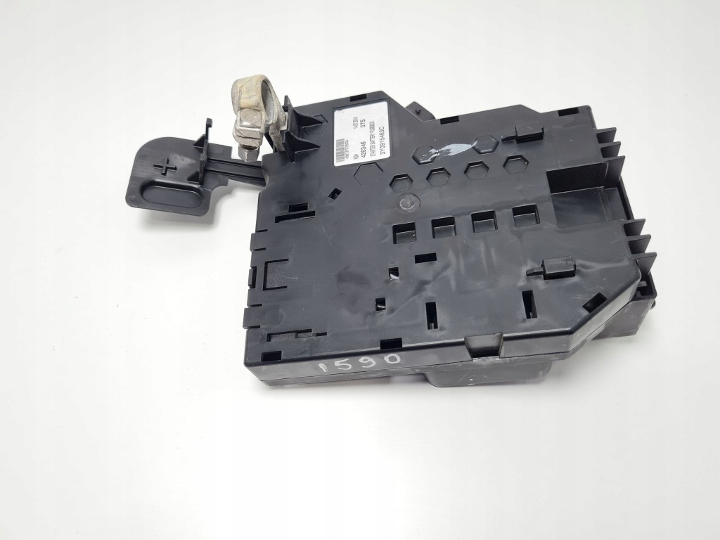 2015 bentley flying spur коробка предохранителей 3y0915463c Недорого