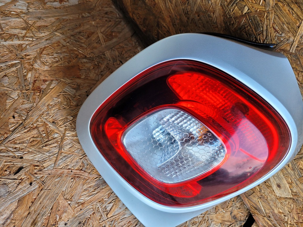 фото №4, Лампа задня задня права smart forfour ii 2