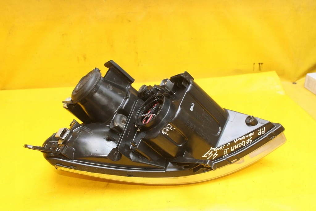 фото №9, Лампа правый перед kia sedona ii 92102-4doxx